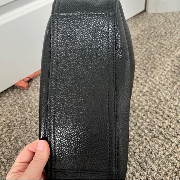 Authentic Marc Jacob’s large bag - Picture 3 of 4